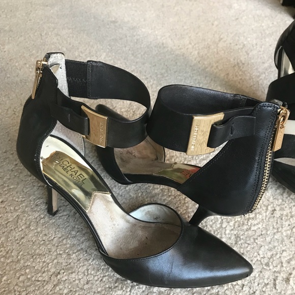 DONATED! 4Michael Kors shoes for the price of 1 - Picture 5 of 8